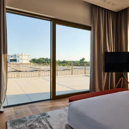 Taria Pribjeći 4*