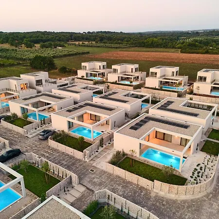 Taria Hotell